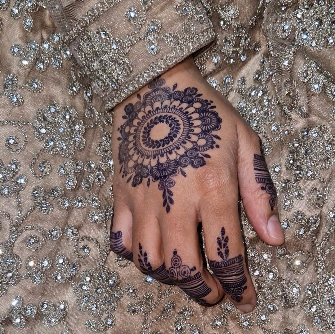 Bridal Vines Mandala | 100% Natural Semi-Permanent Tattoo Stain | Jagua Gel