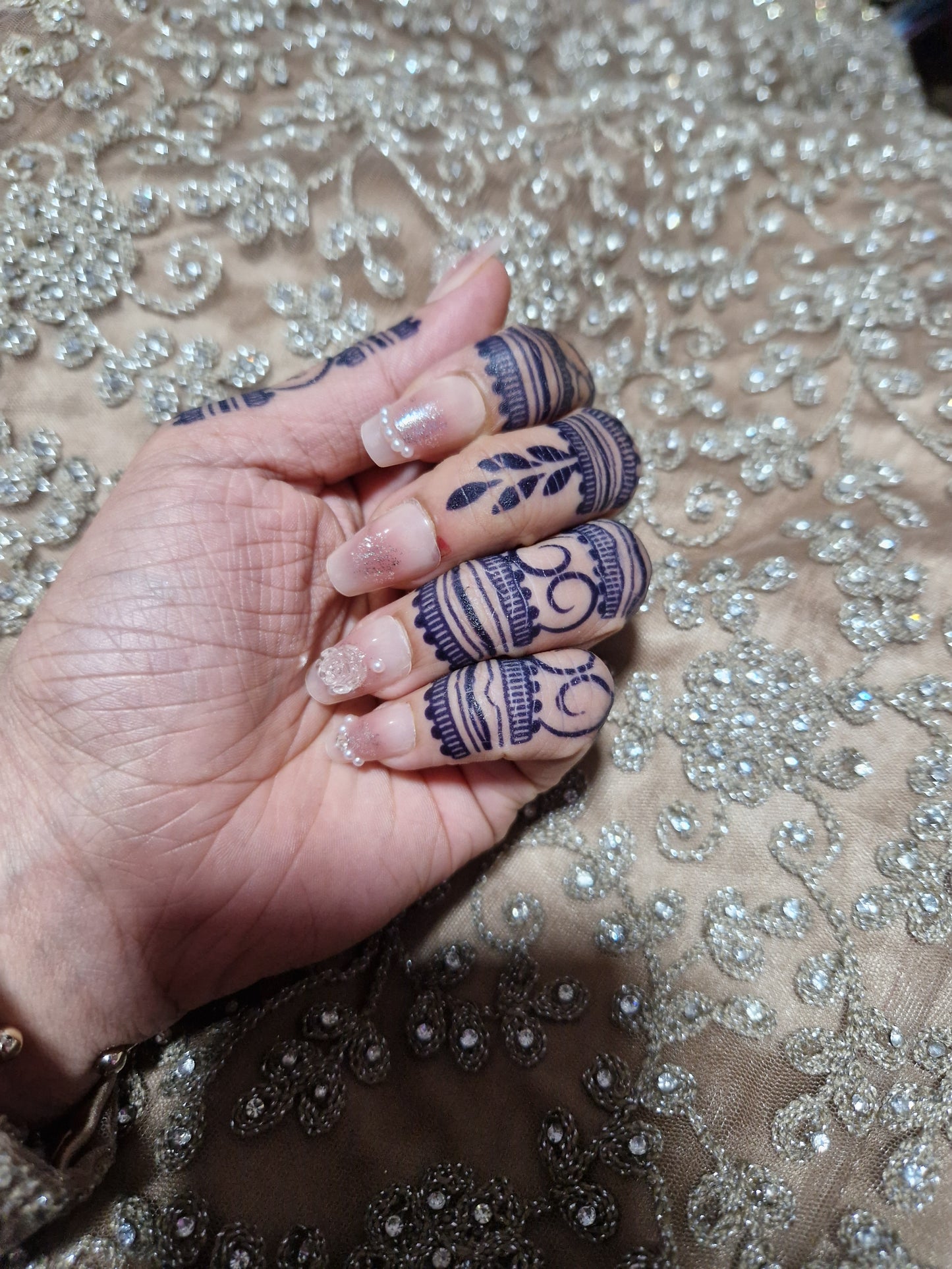 Bridal Paisley Dome | 100% Natural Semi-Permanent Tattoo Stain | Jagua Gel