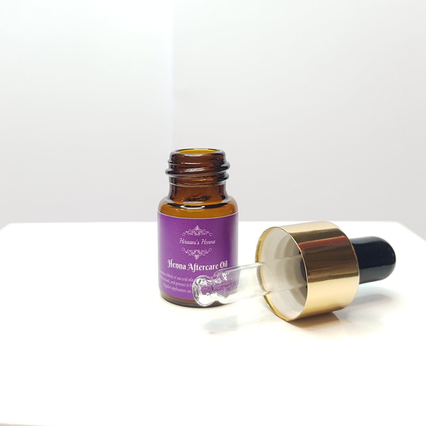 Henna aftercare oil for dark stain