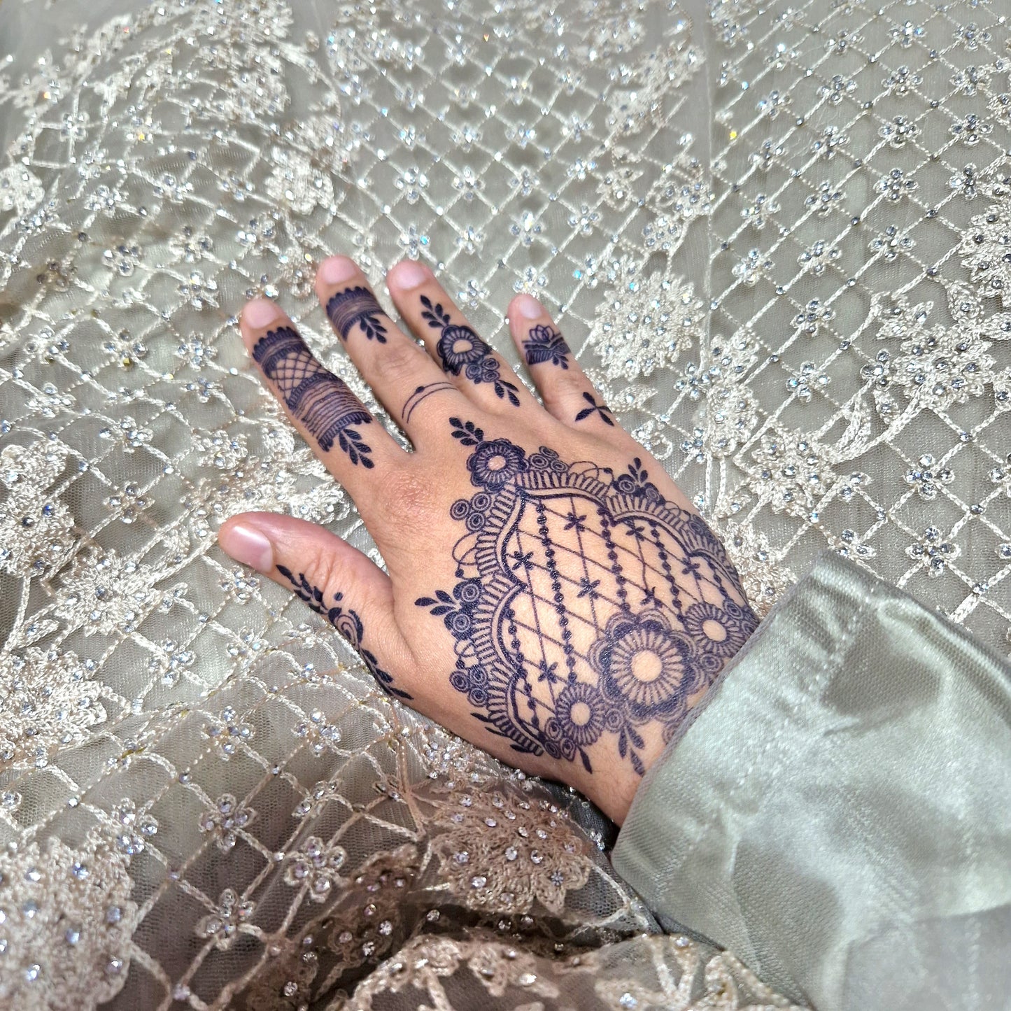 Bridal Dome | 100% Natural Semi-Permanent Tattoo Stain | Jagua Gel