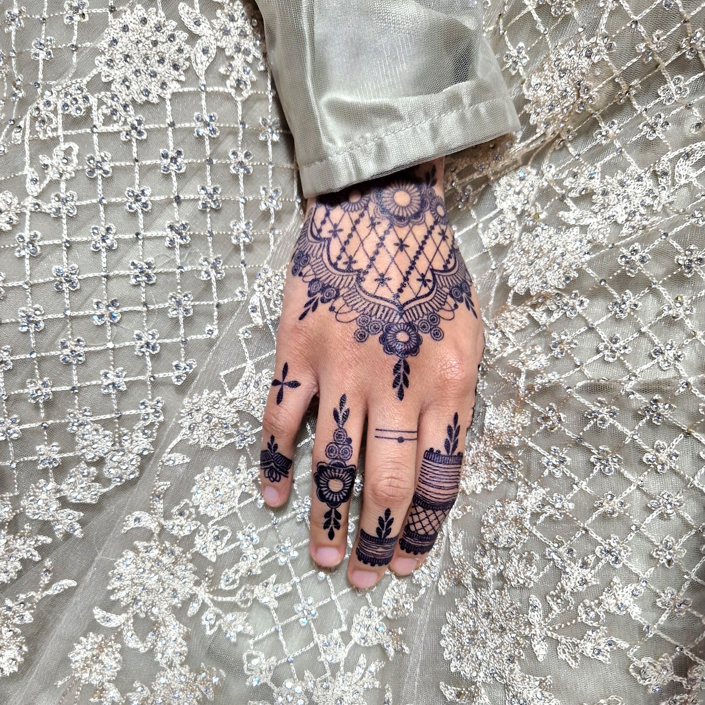 Bridal Dome | 100% Natural Semi-Permanent Tattoo Stain | Jagua Gel