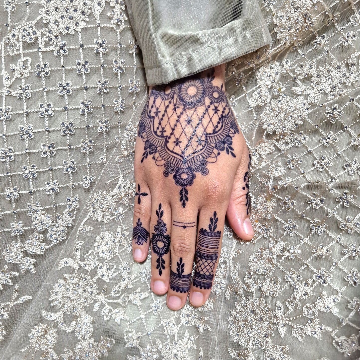 Bridal Dome | 100% Natural Semi-Permanent Tattoo Stain | Jagua Gel