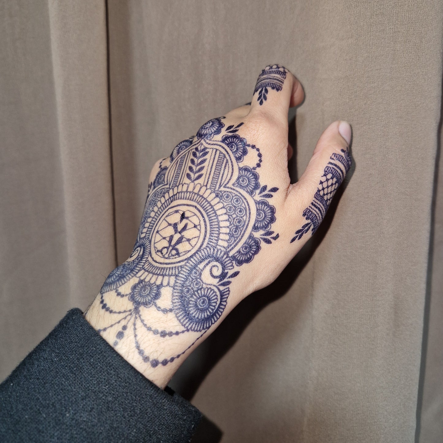 Bridal Paisley | 100% Natural Semi-Permanent Tattoo Stain | Jagua Gel