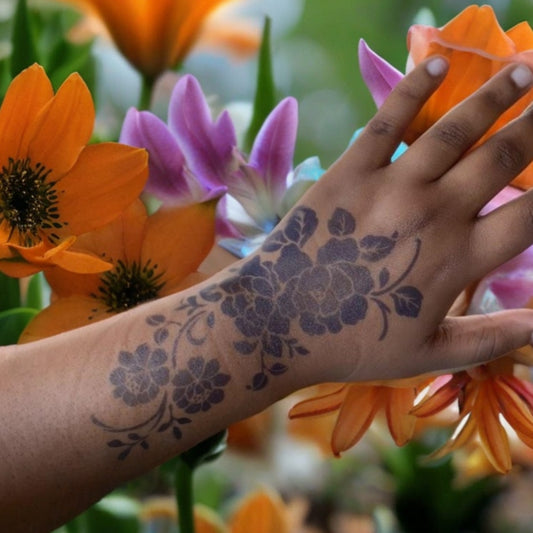 100% Natural Semi-Permanent Jagua Gel Tattoo | Bold Gulf Design