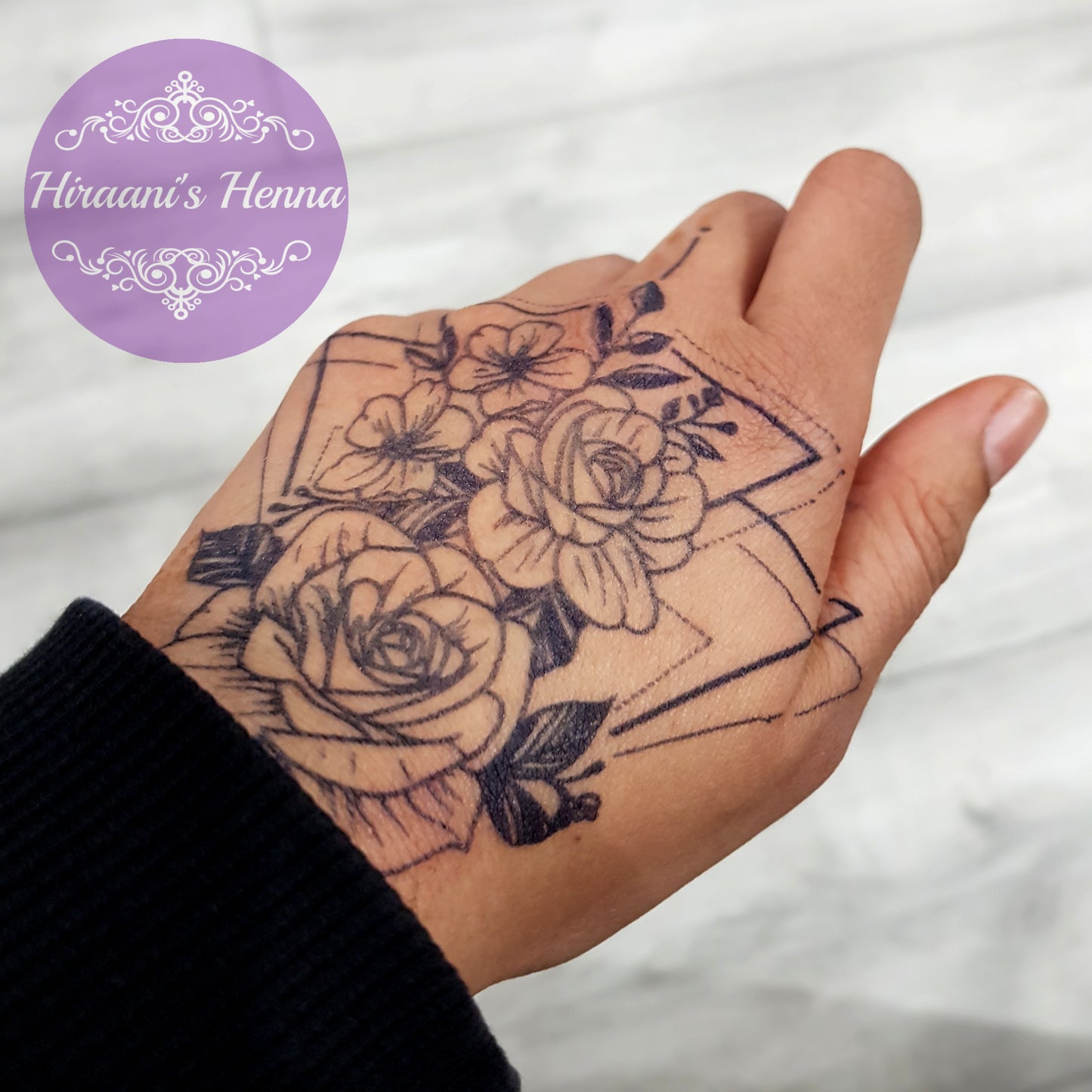 Rose Triangles | 100% Natural Semi-Permanent Tattoo Stain | Jagua Gel